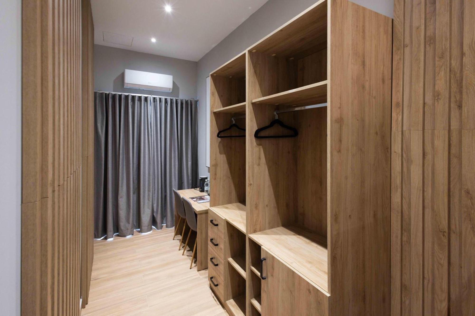 University Boutique Rooms Msida Exteriör bild