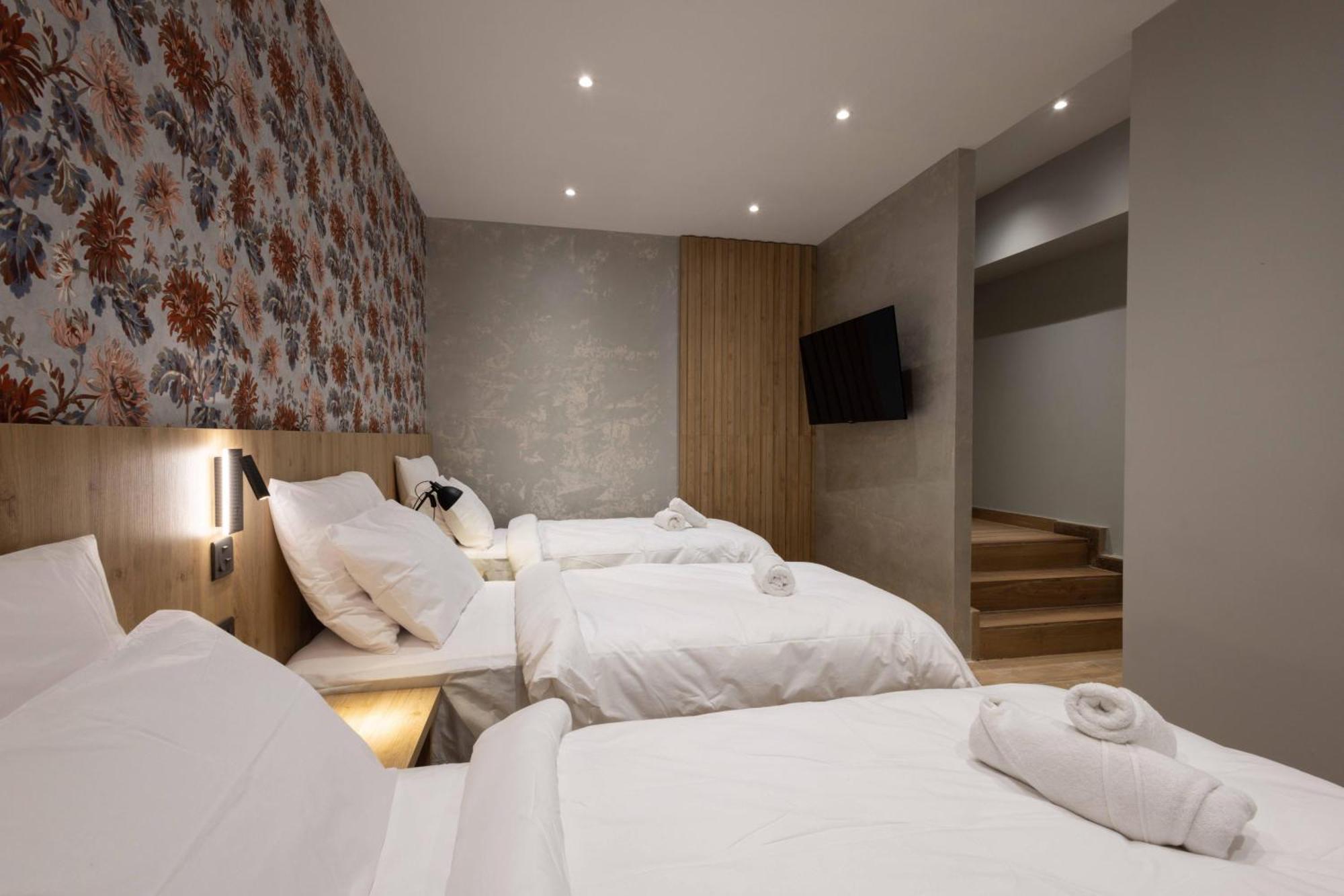 University Boutique Rooms Msida Exteriör bild