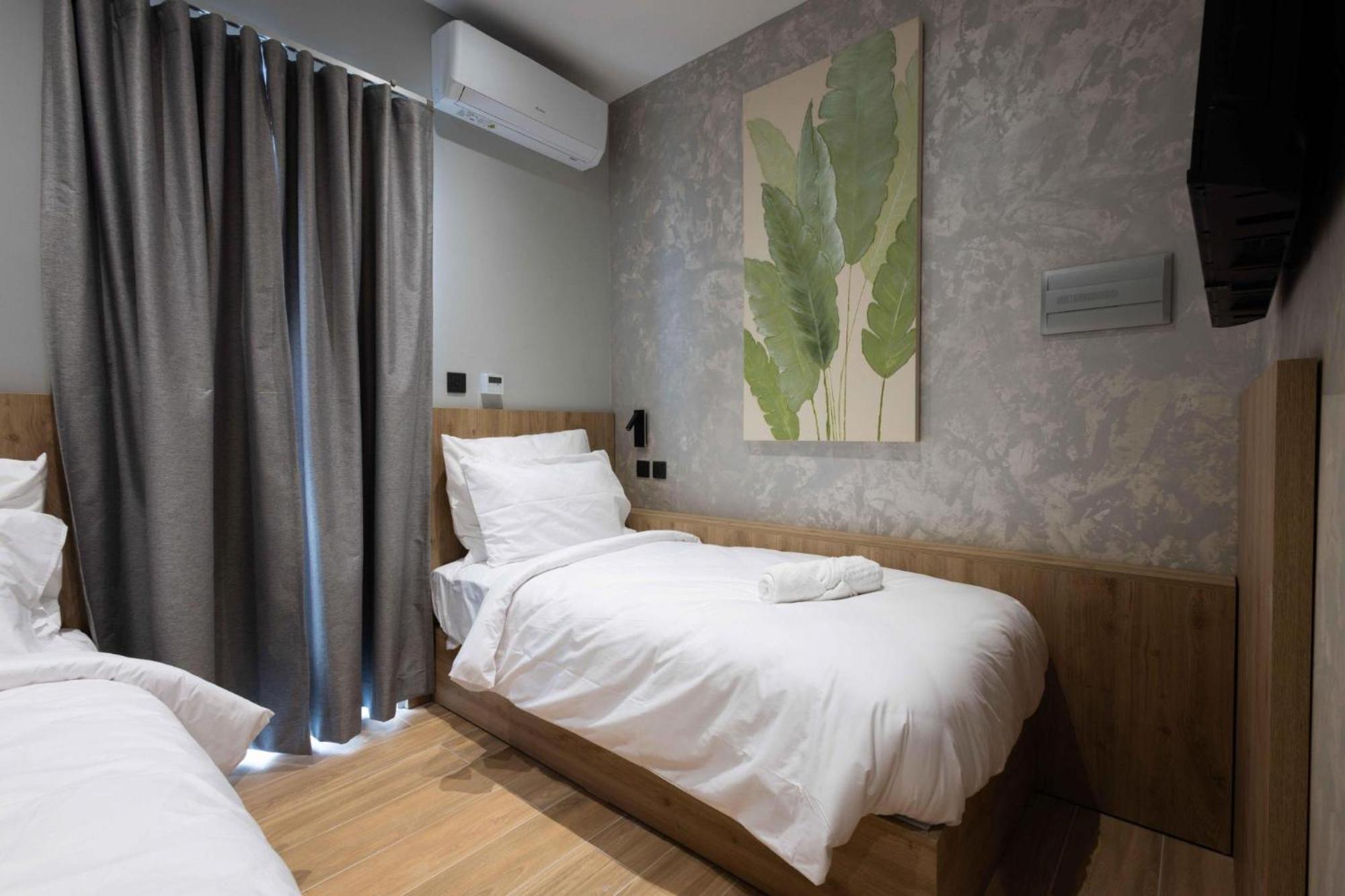 University Boutique Rooms Msida Exteriör bild