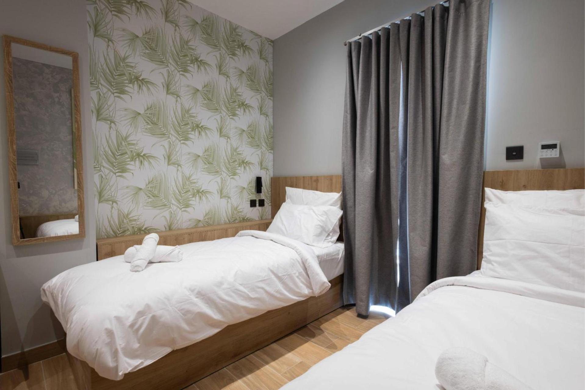 University Boutique Rooms Msida Exteriör bild
